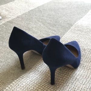 Navy heels